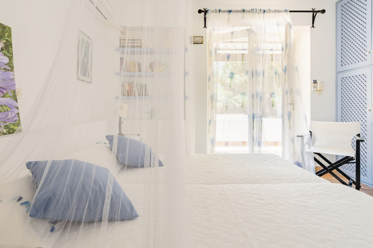 Room 4, Los Olivos Los Olivos, South Aegean