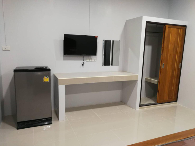 Others 4, Supaksorn Apartment, Sawankhalok