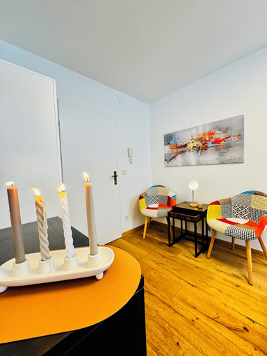Room 2, Cozy 5BR Apartment Near Kaufpark, Wien