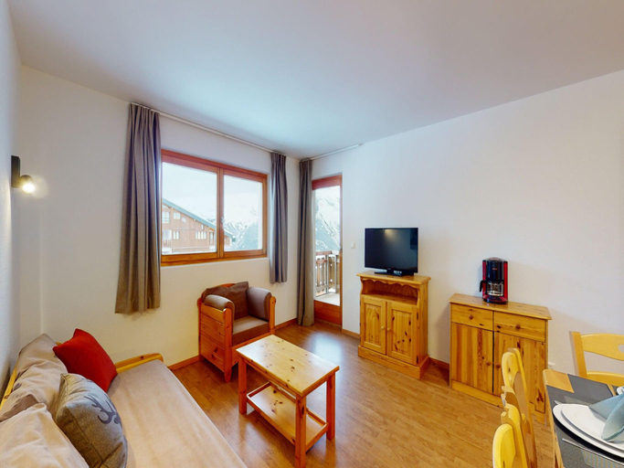 Others 5, Apartment in Nendaz near Cable Car, Conthey