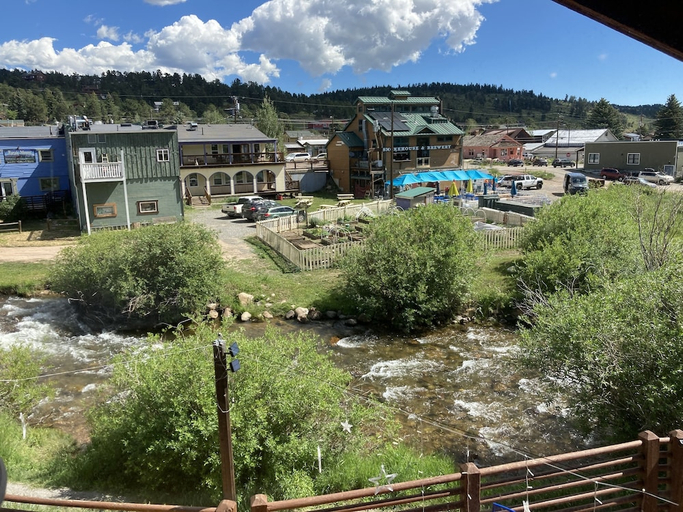 Public Area, The Boulder Creek Lodge, Boulder