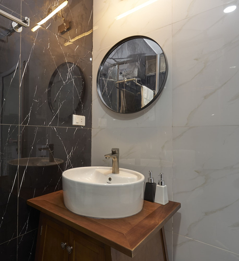 Bathroom 3, Little Colmar - Homestay & Pottery Studio, Hạ Long