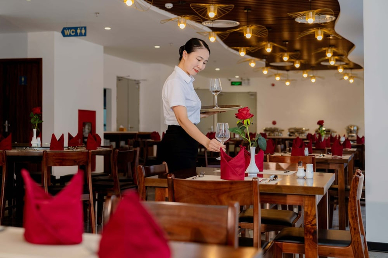 Food & Drinks, River Way Hotel Ha Long, Hạ Long