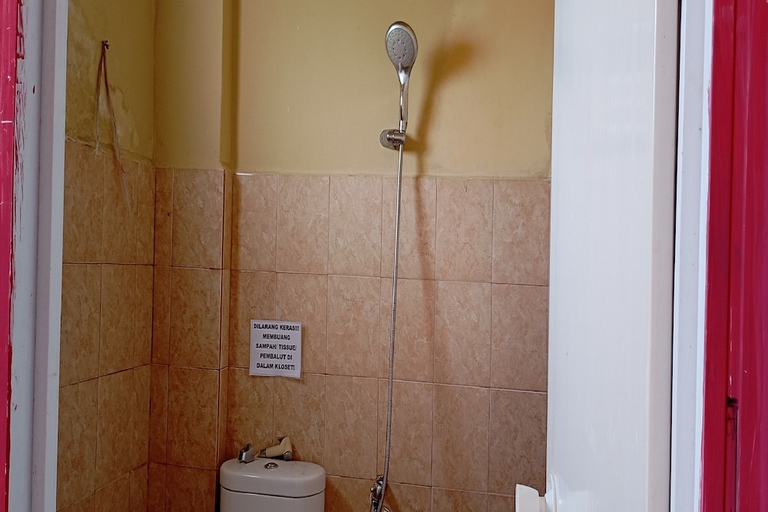 Bathroom 3, Hotel O Homestay Puspa Gemilang Syariah, Palembang