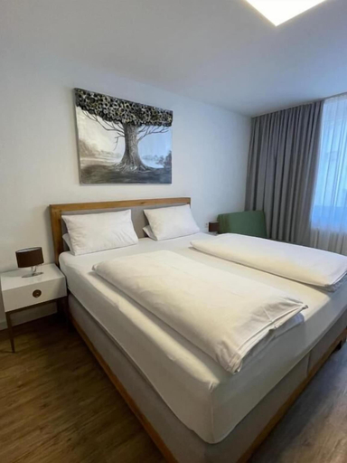 Bedroom 3, Altstadt Hotel, Würzburg