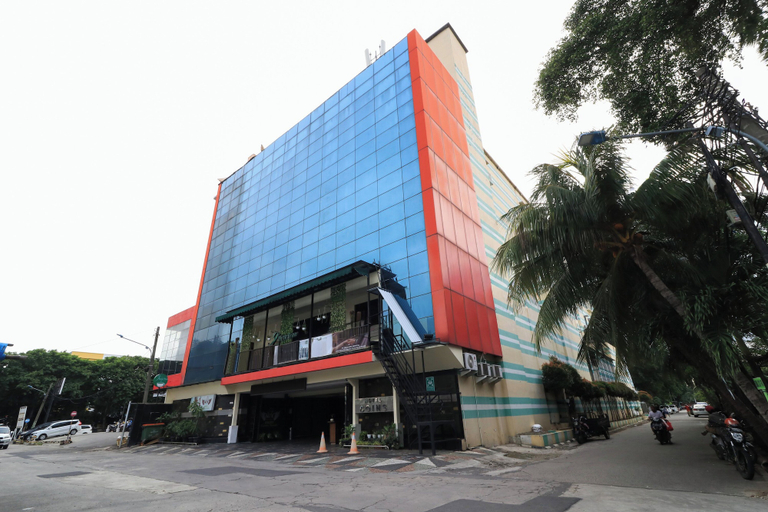 Exterior & Views 5, Coins Hotel Jakarta, North Jakarta