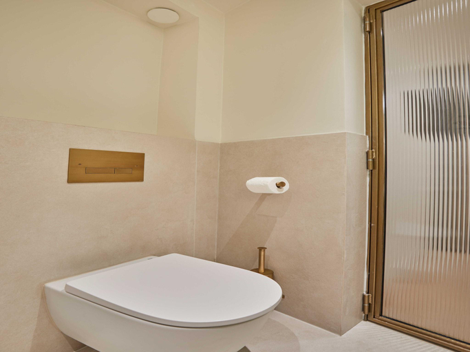 Bathroom 3, Apartment Louvre Palais Royal, Paris