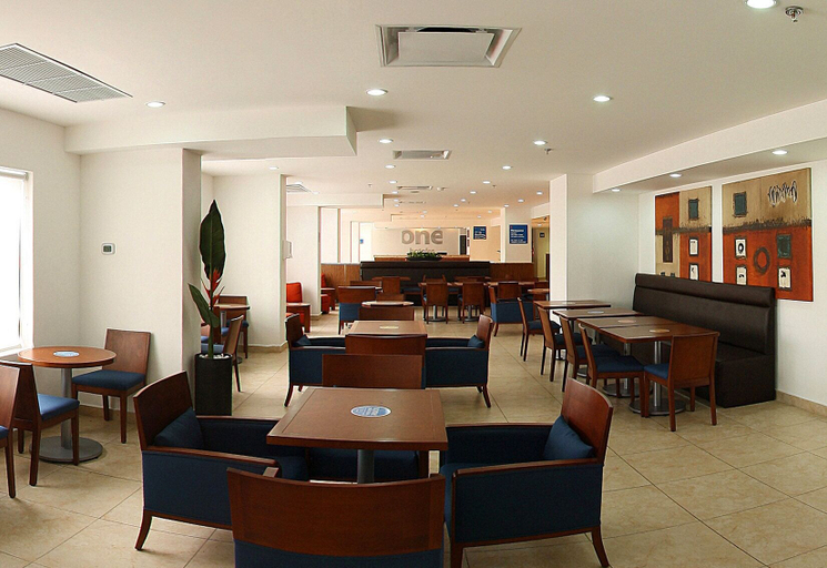 Food & Drinks 5, One Guadalajara Centro Histórico, Guadalajara