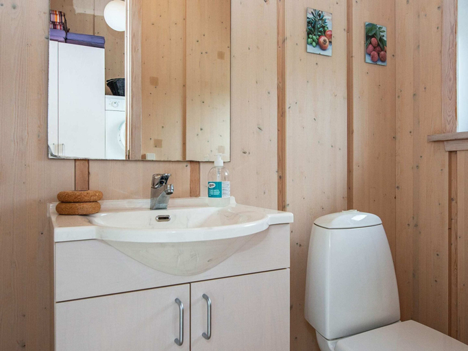 Bathroom 4, 4 Star Holiday Home in Hemmet, Ringkøbing-Skjern