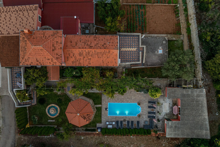Exterior & Views, Villa Stocco, Preko