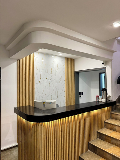 Reception 2, Hotel Plaza Mayor 44 - Medellin, Medellín