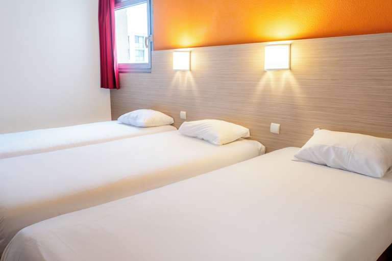 Bedroom 4, Première Classe Bordeaux Nord - Lac, Gironde