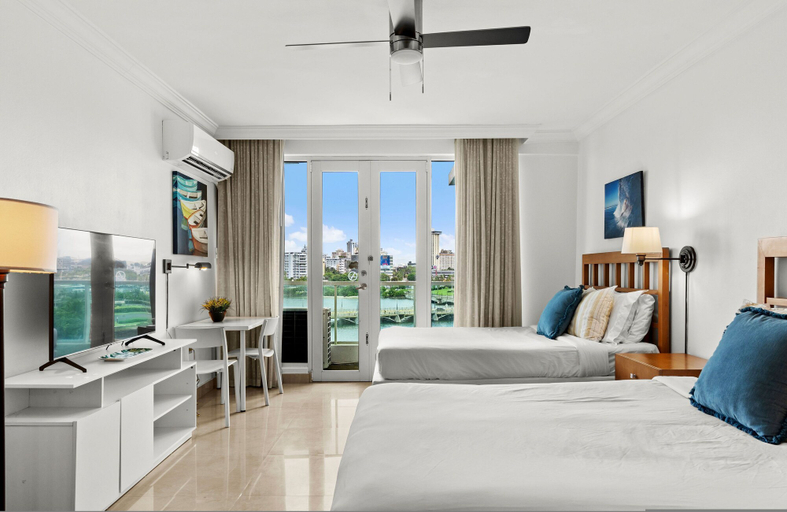 Room 3, Lagoon819-bl in San Juan
