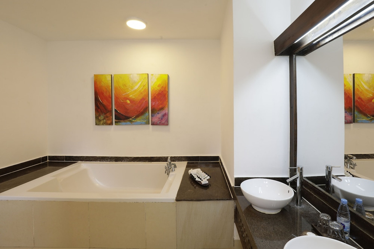 Bathroom 5, Royal Zanzibar Beach Resort, Kaskazini 'A'
