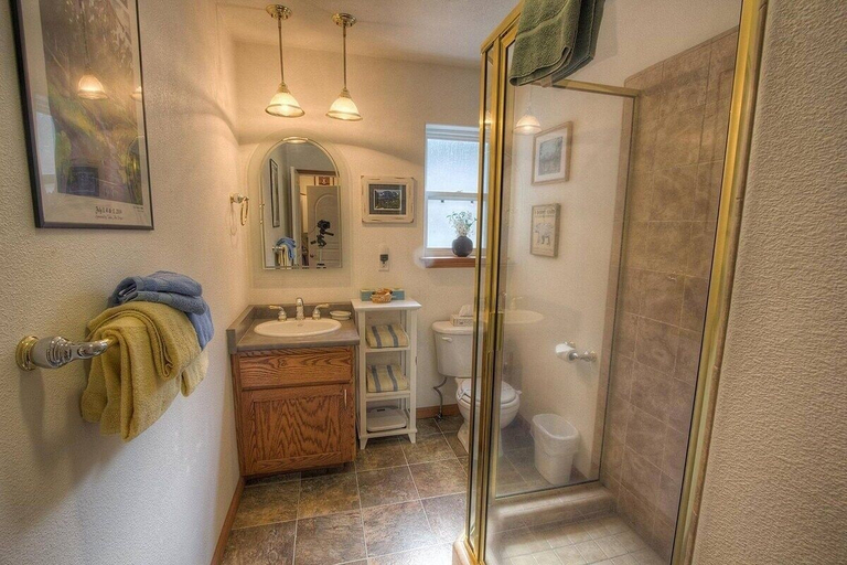 Bathroom 3, Wolfpack Refuge 4 Bedroom Home by RedAwning, El Dorado