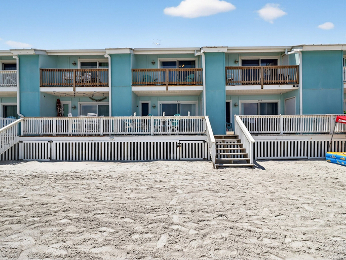 Exterior 5, Kontiki Bayfront 103 2 Bedroom Condo, Aransas