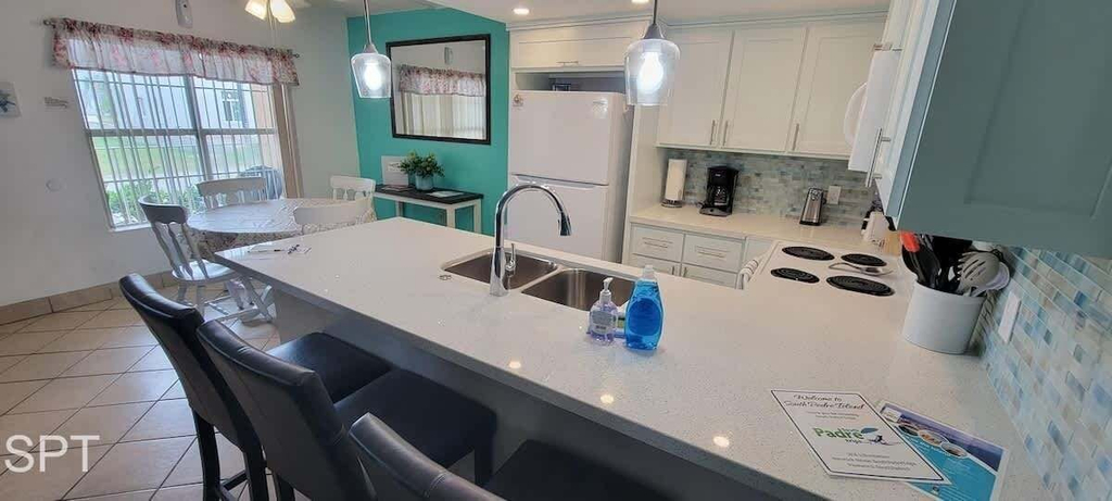 Private kitchen 5, Fiesta Sol #110 2 Bedroom Home by RedAwning, Cameron