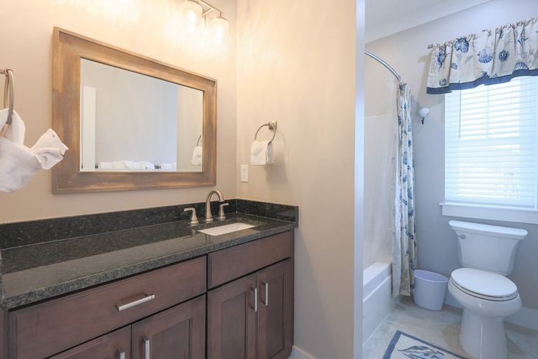 Bathroom 4, Cole's Houses 4159-4 4 Bedroom Home, Baldwin