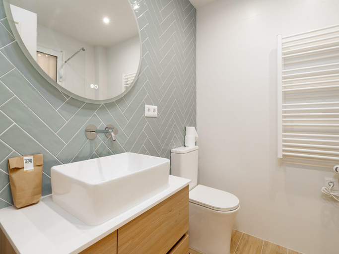 3, Apartment in Mijas Costa near Beaches, Málaga