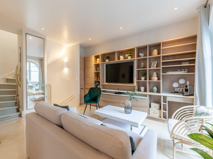 4, High-end 75m2 apartment - Place Morny, Calvados