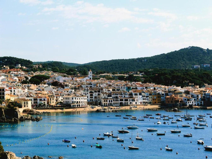 5, Villa near Beach Town Center in Spain, Girona