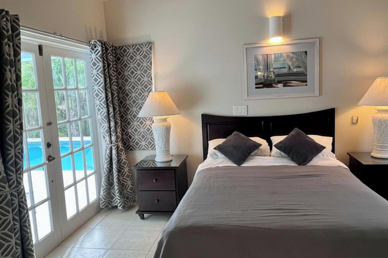 Bedroom 3, Villa - Sleeps 6 - Pool - Parking - Garden