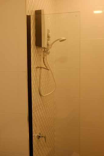 Bathroom 4, Fun Hotel, Muang Rayong