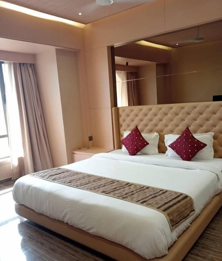 City view 5, The Royal Retreat, Rajkot