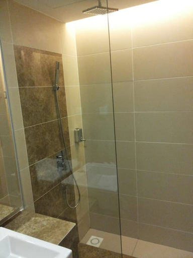 Bathroom 4, Eminent Hotel, Penampang