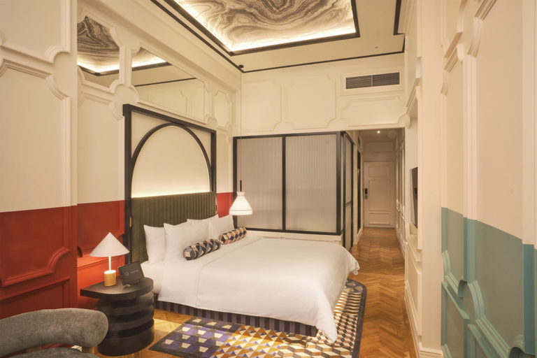 Bedroom 3, QT Singapore, Singapura