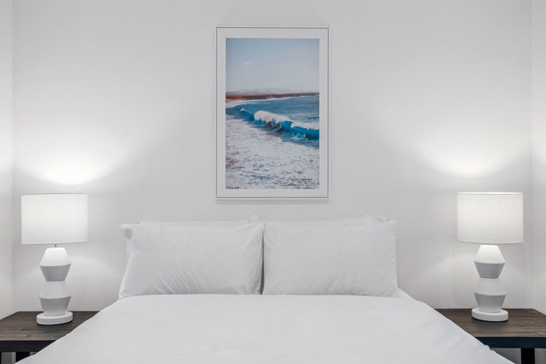 Room 4, Oceanview 2-bed With Pool, Sauna, Gym & Parking, Gold Coast
