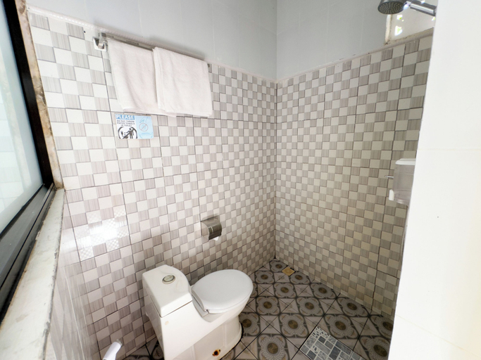 Bathroom 5, Batu Kandik Homestay, Badung