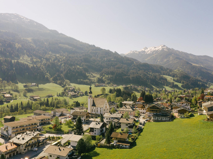 2, Apartment at the ski lift in Jochberg, Kitzbühel