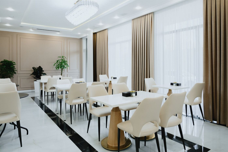 Business Facilities