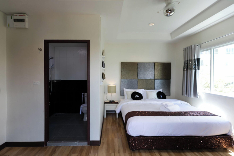 Bedroom 4, Bangkok River Loka Hotel, Bang Kho Laem