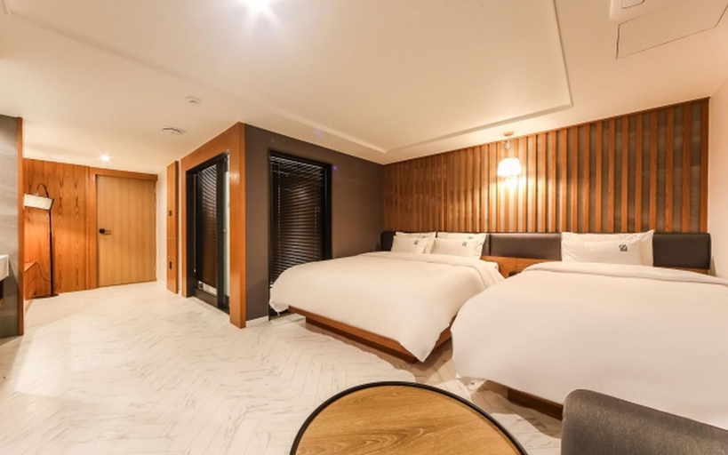 Bedroom 2, Busan Yeonsan Togok GRAY191, Yeonje