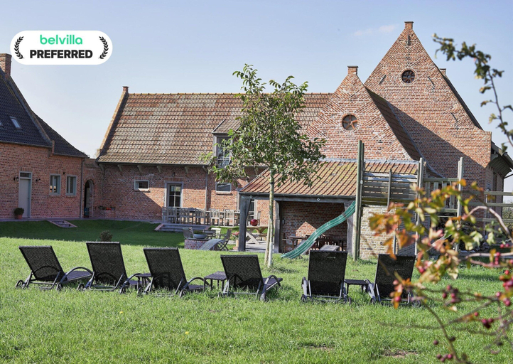 Others 1, Diksmuide Mansion With Games, West-Vlaanderen