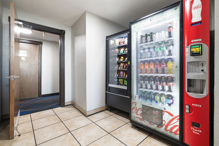 Food & Drinks, Kennewick Inn & Suites Tri Cities, Benton