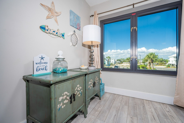 Interior 2, Island Winds West 871 2 Bedroom Condo, Baldwin