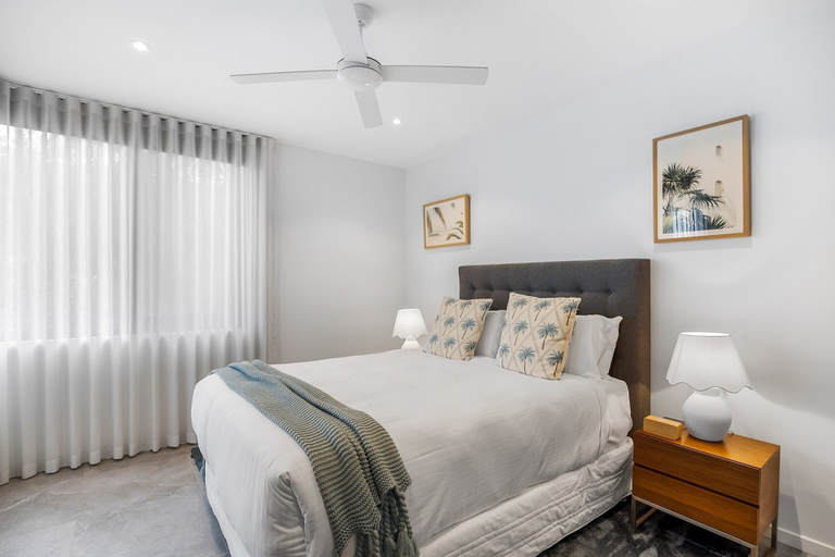 Room 5, Coastal Bliss: 3-bedroom Retreat With Pool, Maroochy - Coastal North
