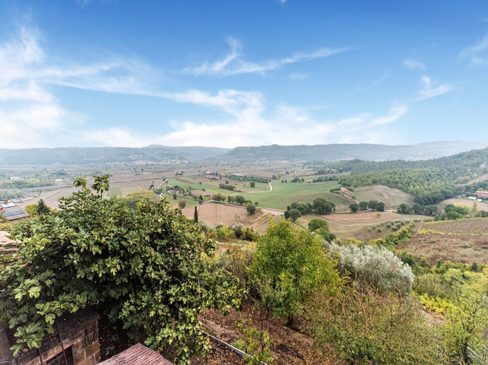 Others 2, Holiday Home in Ficulle With Pool Access, Terni
