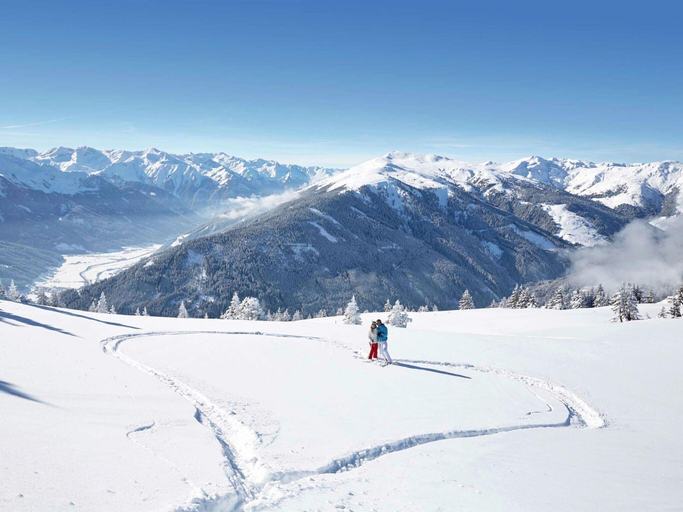 3, Apartment with terrace in Hollersbach, Zell am See