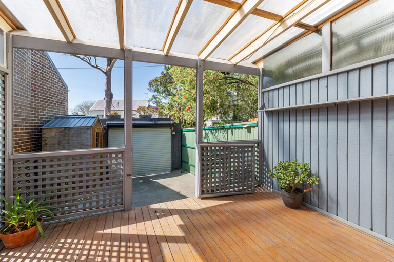 Balcony 3, Stylish 2-bed Cottage in Trendy Erskineville, Sydney