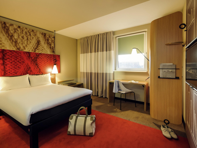 Bedroom 4, ibis Hamburg City, Hamburg