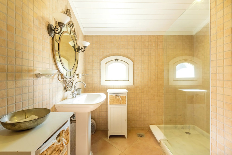 Bathroom 5, Güllü Konakları, Selçuk