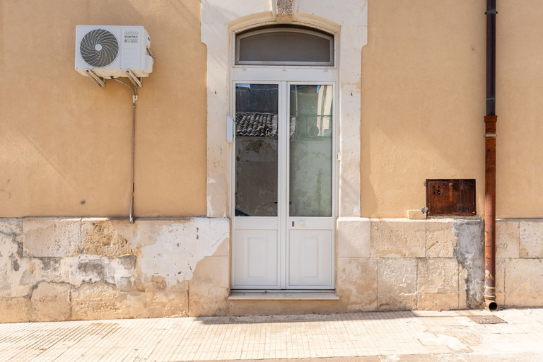 Room 4, Casetta Ragusa by Wonderful Italy, Syracuse