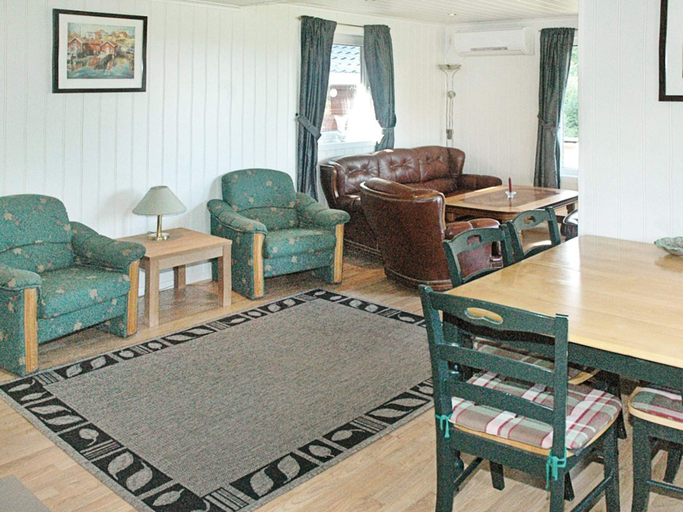 Others 3, Holiday Home in Vevang, Eide