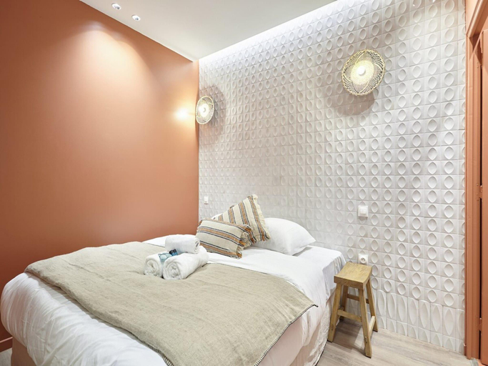 Bedroom 4, Charming Apartment With AC - Le Marais-beaubourg, Paris