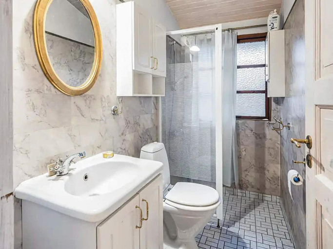 Bathroom 3, 5 Star Holiday Home in Dronningmolle, Gribskov