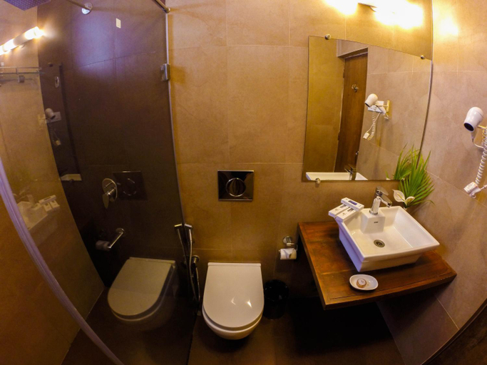 Bathroom 5, Pride Premier Sun Village Resort & Spa Goa , North Goa